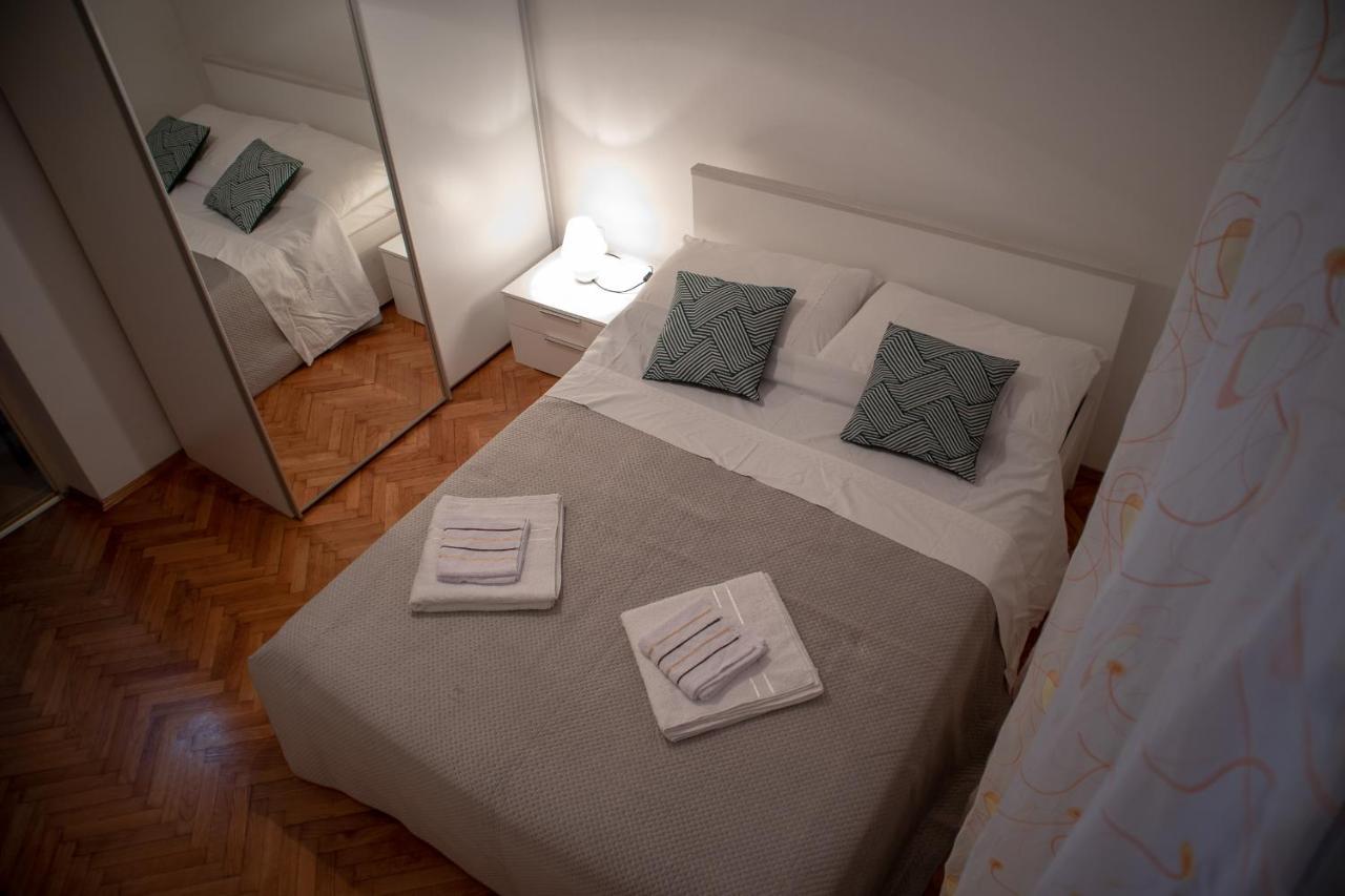 Apartamento Viollet Omiš Exterior foto